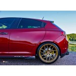 Επεκτάσεις carbon πλαϊνών μαρσπιέ της Stile Italia για Alfa Romeo Giulietta (Type 940) Επεκτάσεις carbon πλαϊνών μαρσπιέ της Stile Italia για Alfa Romeo Giulietta (Type 940)